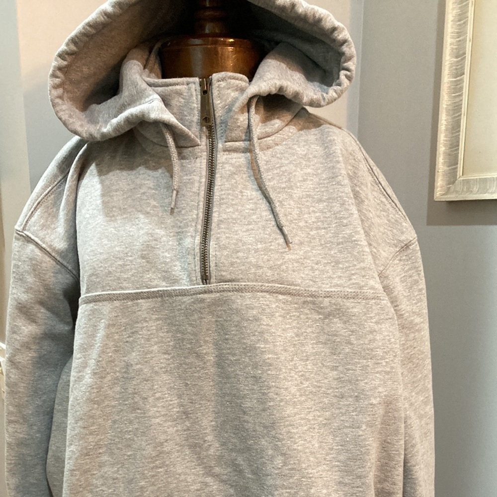Carhartt sweatshirt